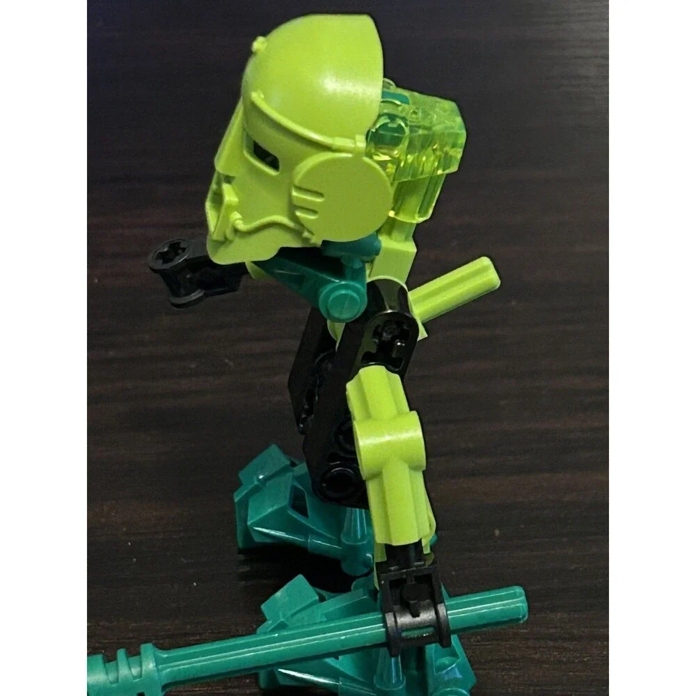 VTG LEGO BIONICLE 8541 Turaga Matau 2001 Complete Vintage Retired Figure Green
